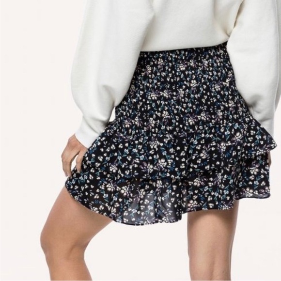 EUC Chelsea & Violet Black Dainty Floral Skirt sz Large - Picture 2 of 10